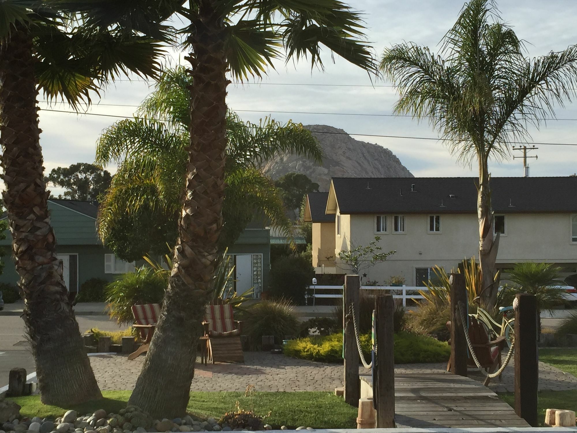 Beach Bungalow Inn And Suites Morro Bay Exterior photo
