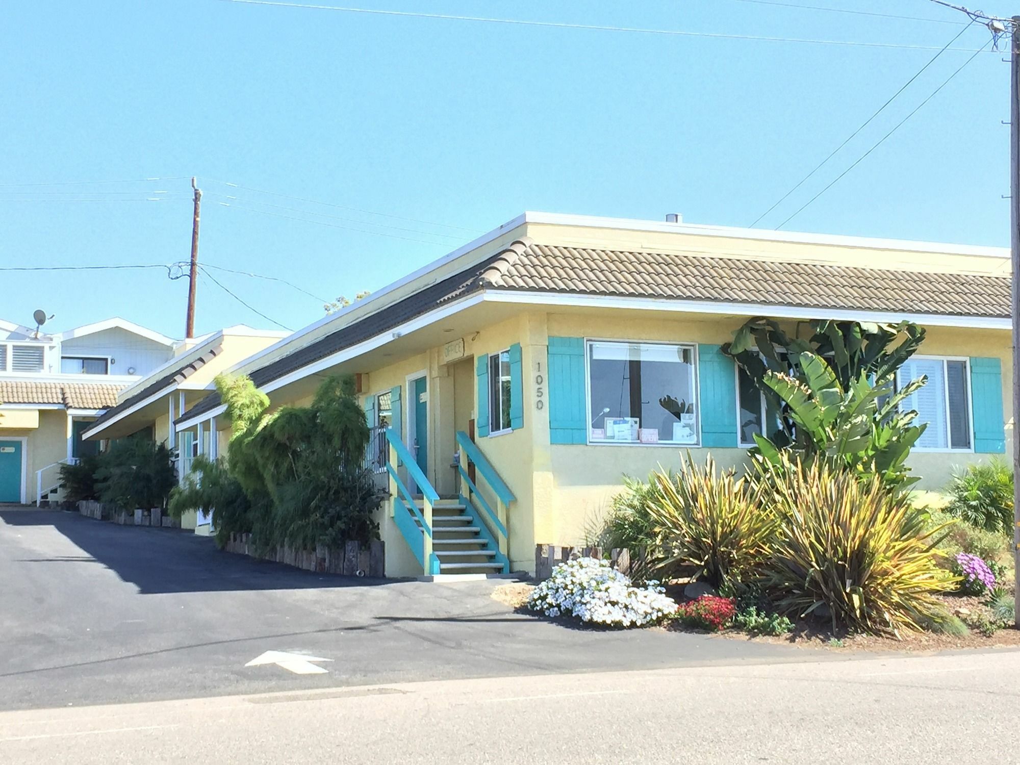 Beach Bungalow Inn And Suites Morro Bay Exterior photo
