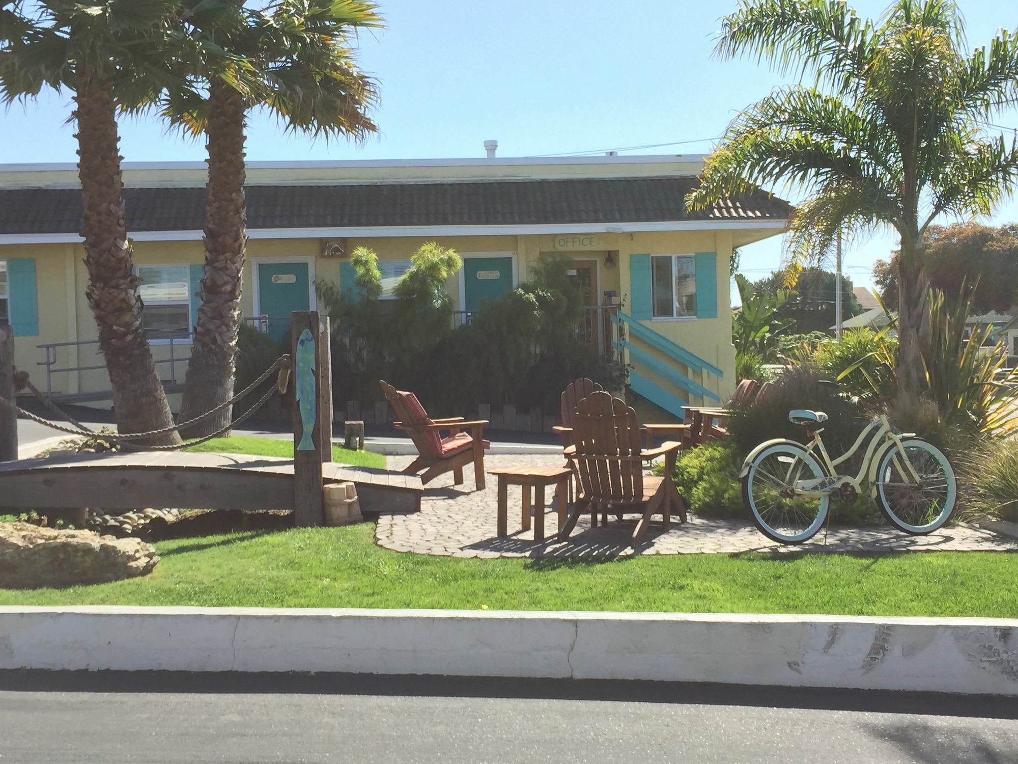 Beach Bungalow Inn And Suites Morro Bay Exterior photo
